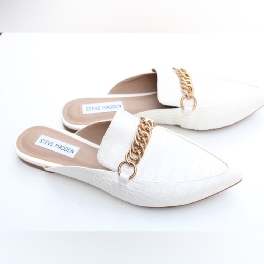NWOT Steve Madden flat mules